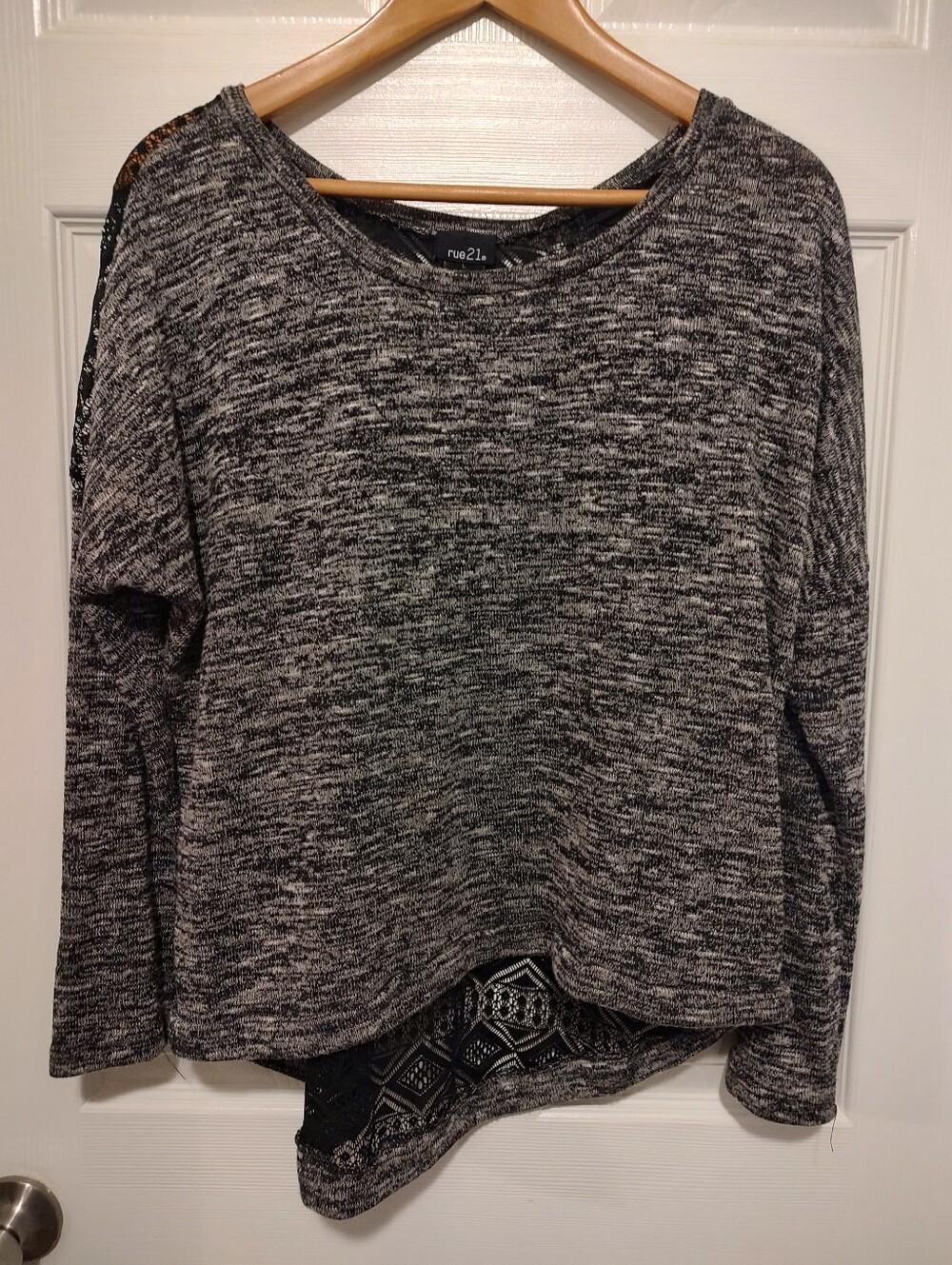 Rue21 Black & White Marled Long Sleeve Knit Top with Lace Back